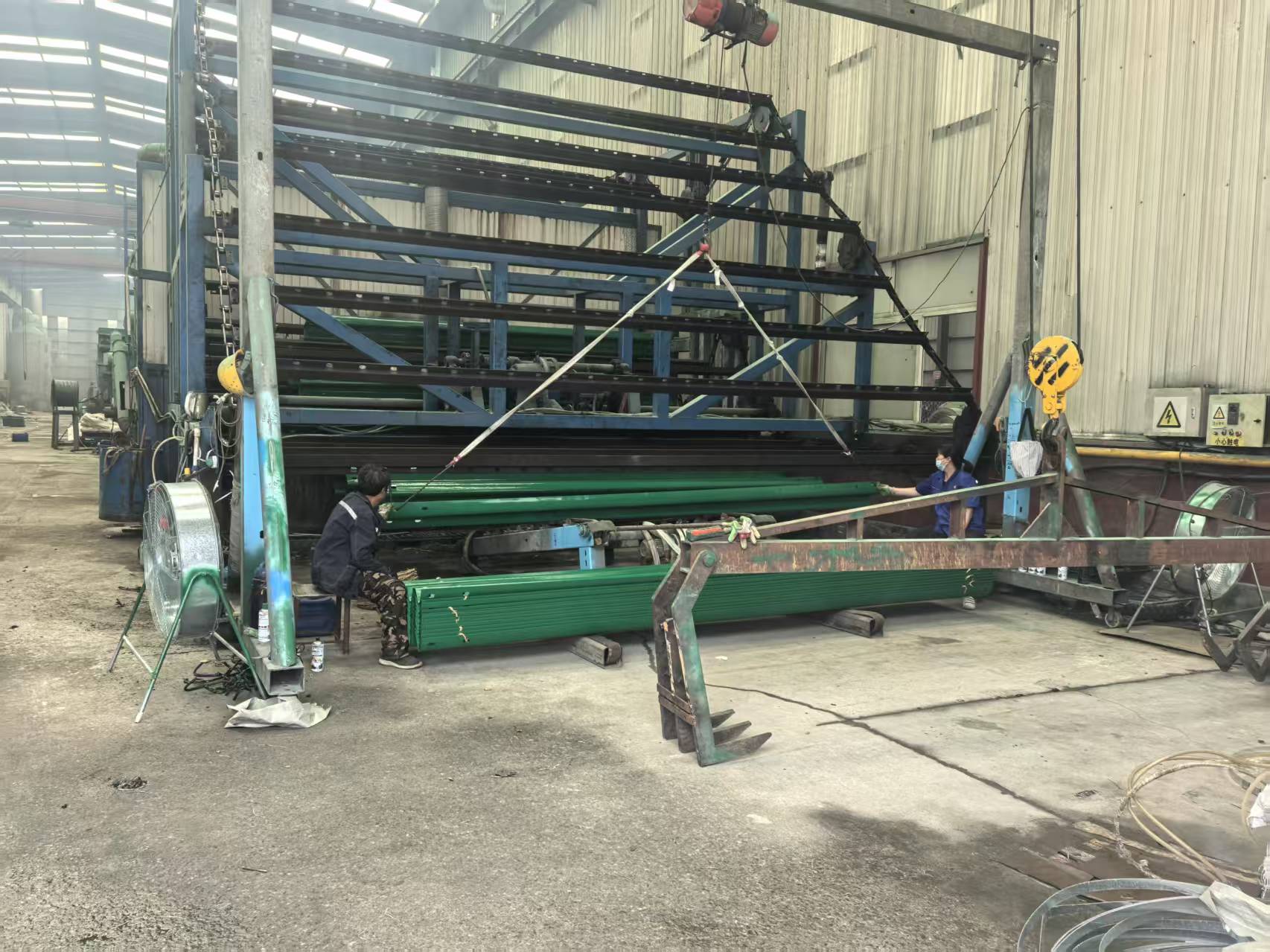 厦门市两波波形护栏环氧锌基波形护栏 - 方案